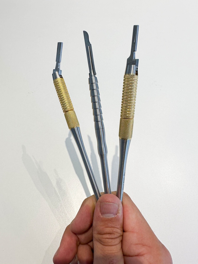 MANGO DE BISTURI MULTIANGULABLE